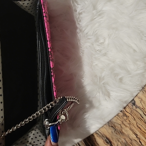 Wallet - Picture 2 of 3